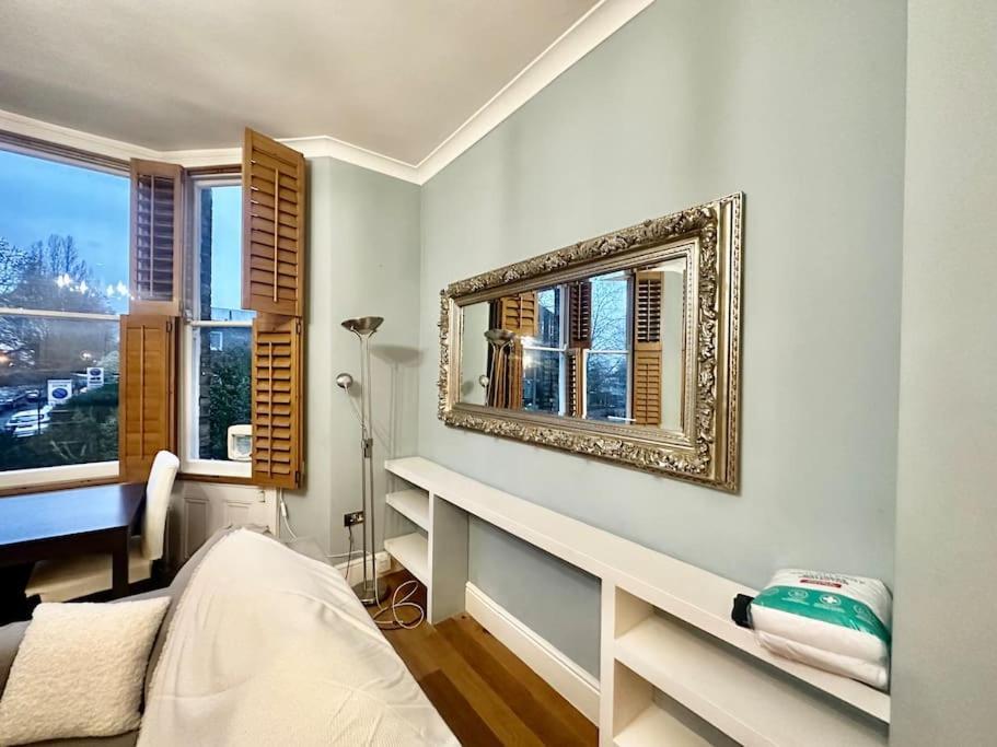 Apartment Spacious 2 Bedroom *